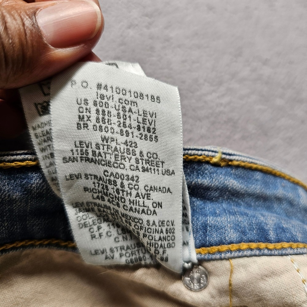Levi Strauss & Co Denim Bermuda Shorts Womens Light Blue Casual Mid Rise 5421 - Picture 13 of 15